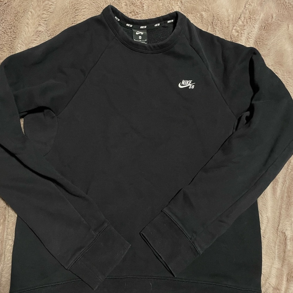 Nike SB crew neck
